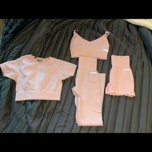 4 piece bo and tee seamless collection